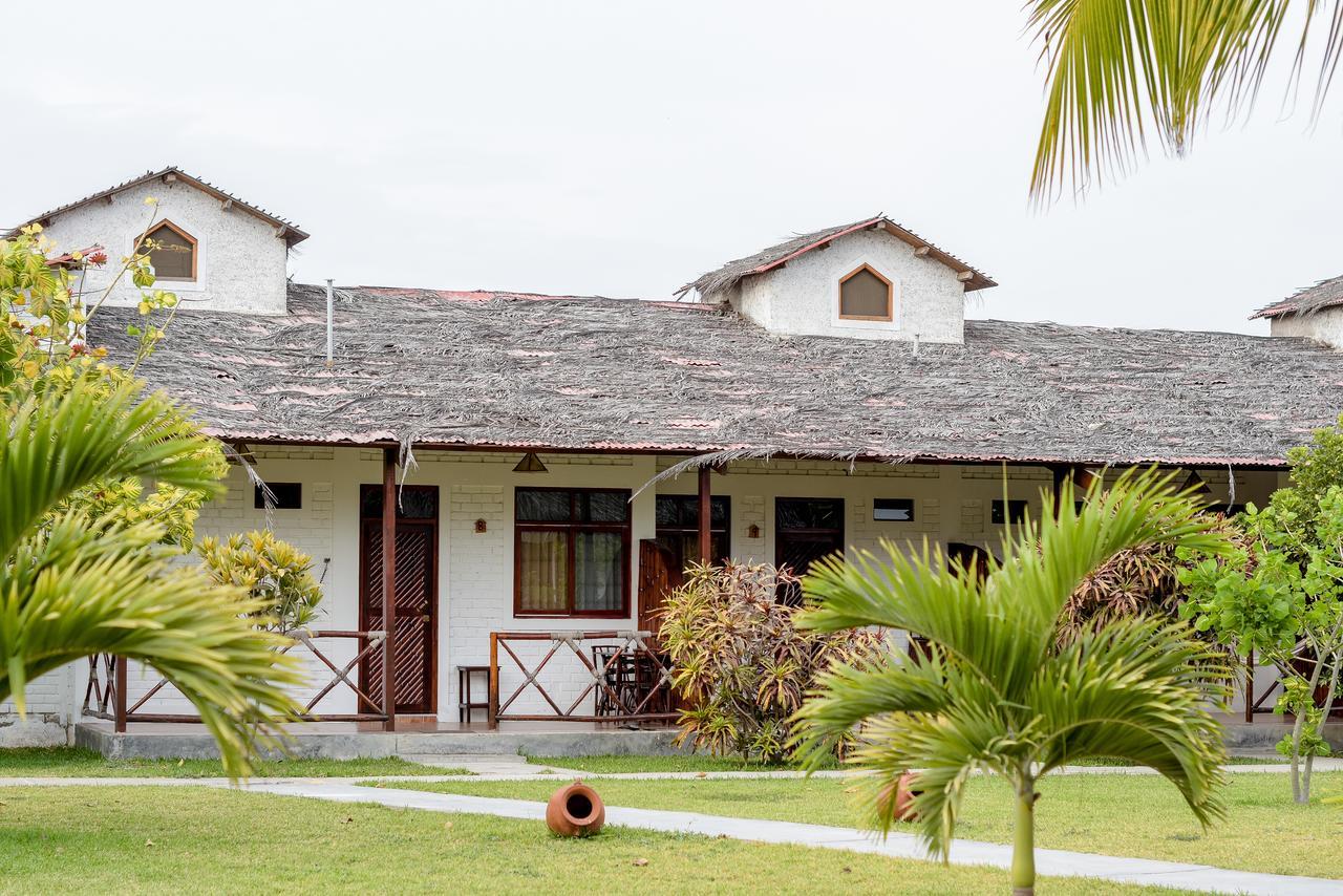 La Choza Bungalows Tambo Grande Luaran gambar